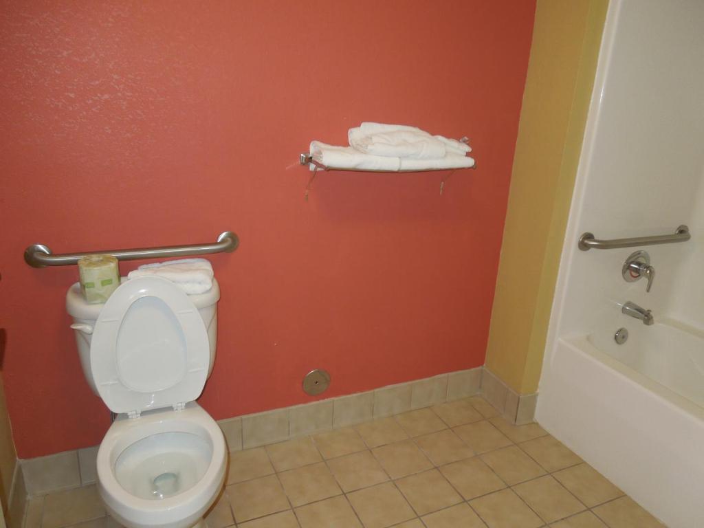 Kozy Inn Columbus Room photo