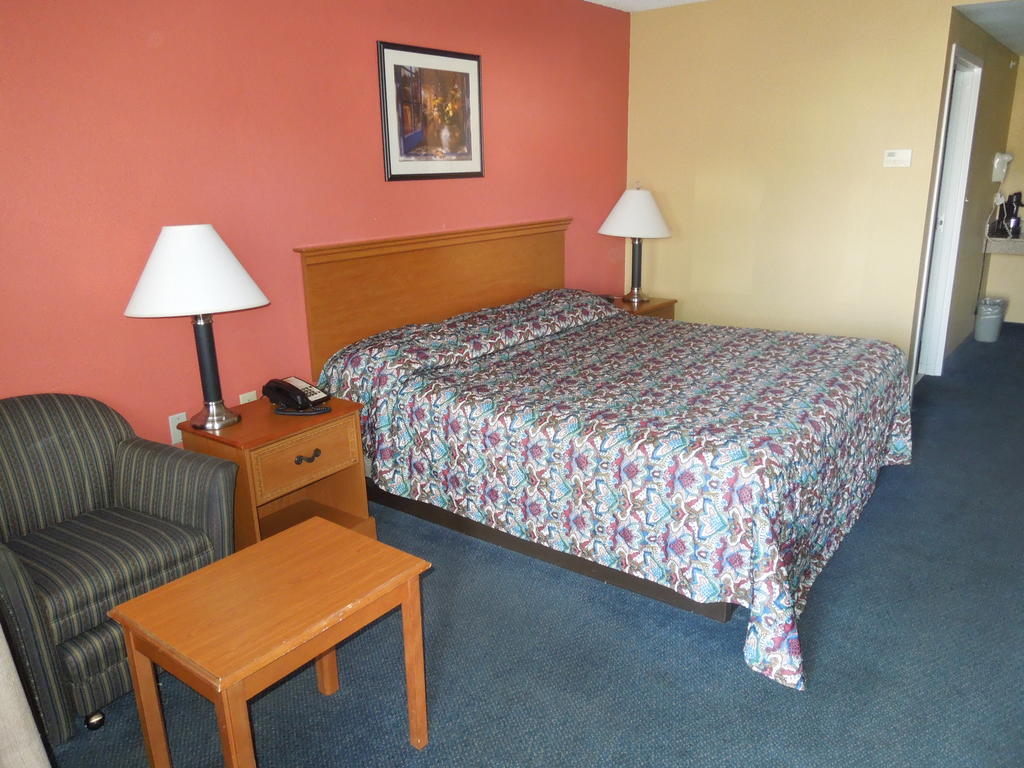 Kozy Inn Columbus Room photo
